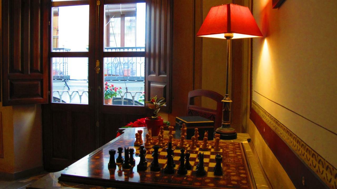 Апартаменты Patio San Jeronimo Casa De Arte Гранада Экстерьер фото